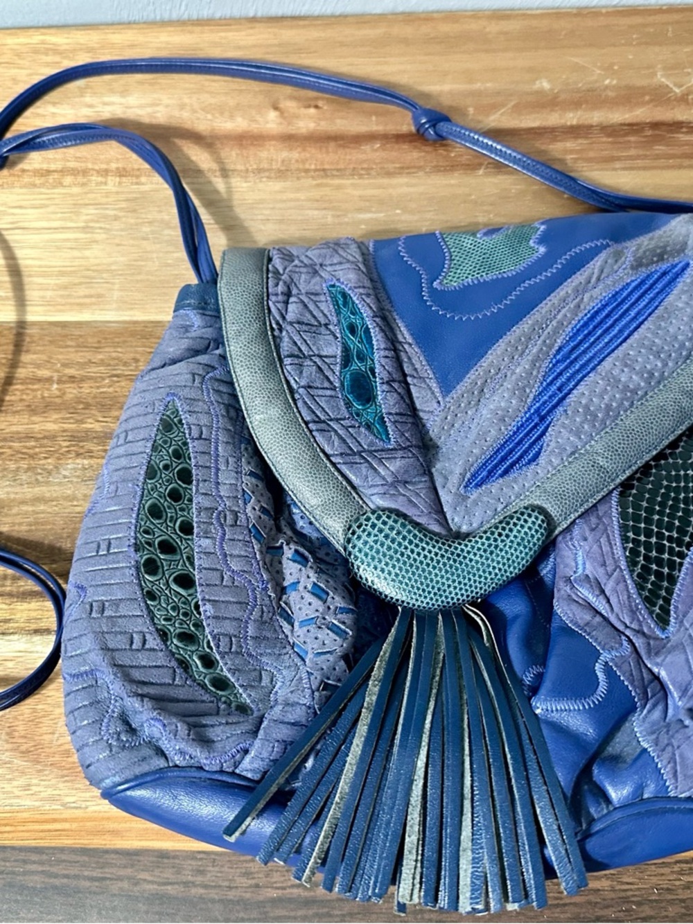 Vintage Sharif Leather Crossbody Shoulder Bag Blue Patchwork Boho 80s- Early 90s - Picture 9 of 9